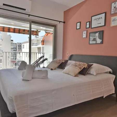 Appartamento 1-br With Terrace Carré Dor Walking Distance To The Beaches